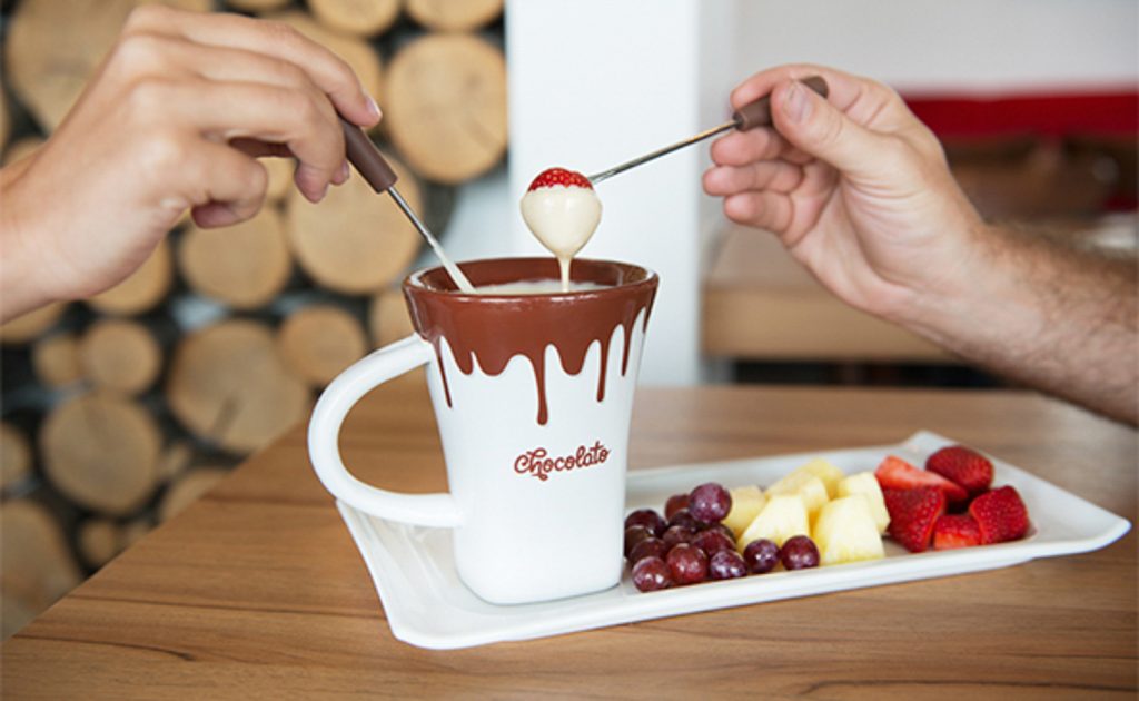 Découvre la fondu chocolat blanc du Chocolato.