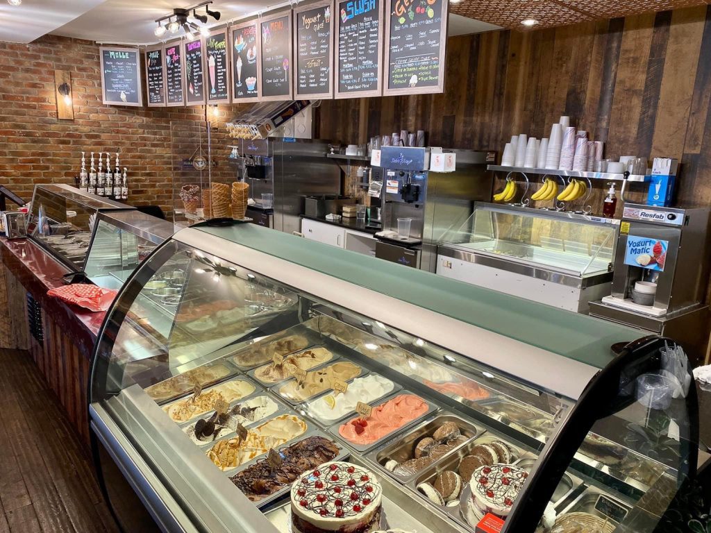 Un bon choix de crèmes glacées, sorbets à la Crémerie de Flore