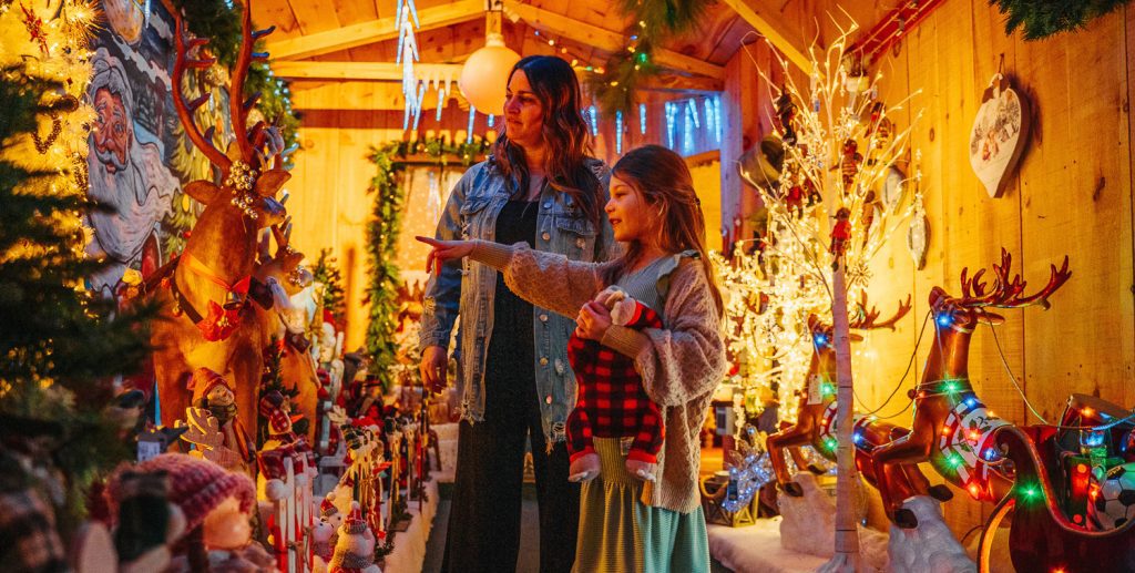 La section de Noël de la boutique Cadeaux chez Guy