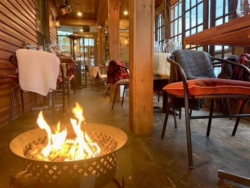 La terrasse chauffée du restaurant St-Antoine-de-Ste-Flore